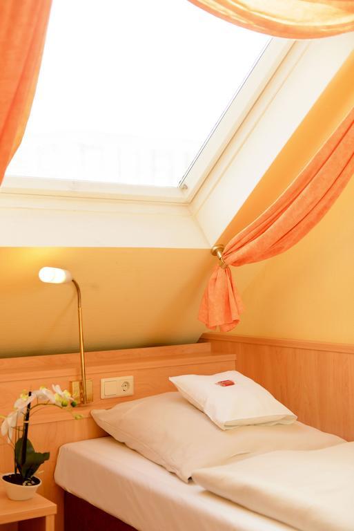 Hotel Europa Bonn Bagian luar foto